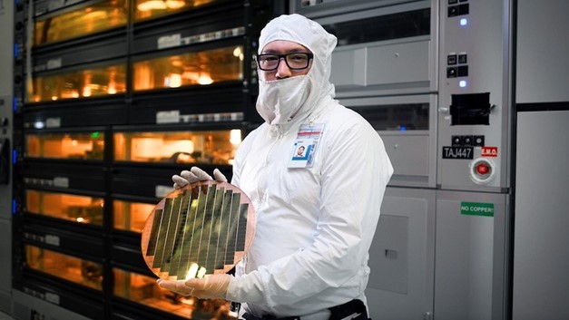 新路透社｜Intel披露先进工艺差距，苹果专利案与手游交易保障受关注